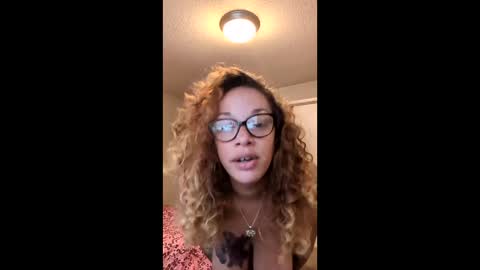 juicy_juju3 online show from May 13, 2026, 5:43 pm