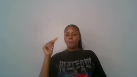 Emily online show from November 19, 2025, 11:43 am