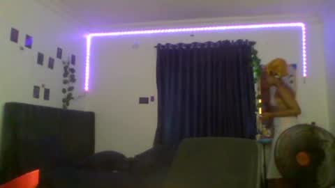 Emily online show from December 2, 2025, 4:46 pm