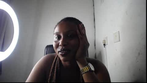 Snapshot of juicy_slut080 chatting on May 27, 2026, 7:22 pm Elena online show from May 27, 2026, 7:22 pm