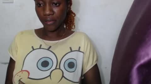 Snapshot of juicyberryx chatting on May 31, 2026, 9:16 pm queen online show from May 31, 2026, 9:16 pm
