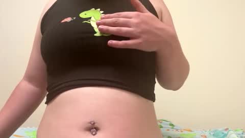 juicypeachcutie online show from June 10, 2026, 12:04 pm
