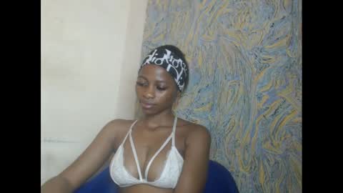 juicypiexx online show from February 18, 2025, 4:26 am