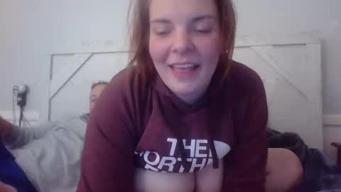 Snapshot of jujubean_romeobaby chatting on October 19, 2025, 7:09 am jujubean_romeobaby online show from October 19, 2025, 7:09 am