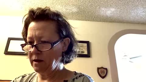 JuJuKitty online show from October 20, 2025, 4:07 pm