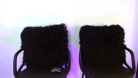 Jules and Gia online show from January 11, 2025, 12:50 pm