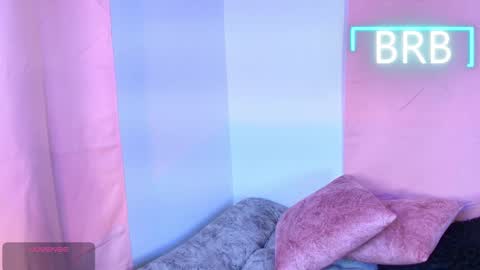 Jules and Gia online show from February 6, 2026, 10:07 am