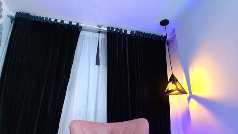 Julees online show from February 6, 2025, 5:35 am