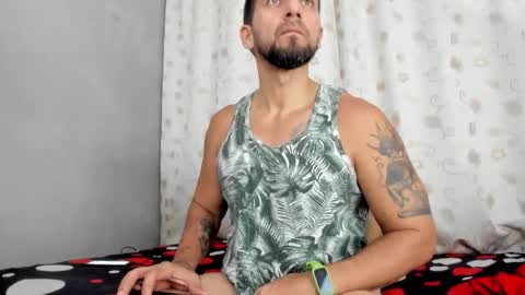 juleslake2 online show from September 24, 2025, 11:35 am