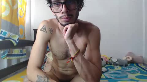 Julfigo online show from March 7, 2025, 8:22 pm