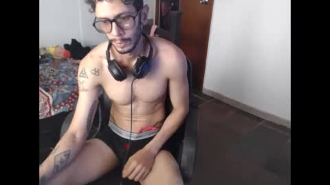 Julfigo online show from June 5, 2026, 2:56 pm