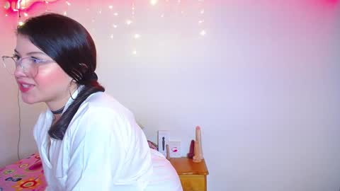 Snapshot of juli05star chatting on January 12, 2025, 5:03 am Juliana online show from January 12, 2025, 5:03 am