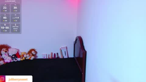 Juliana online show from November 16, 2025, 2:06 am