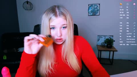 juli kisss online show from January 3, 2025, 1:38 am