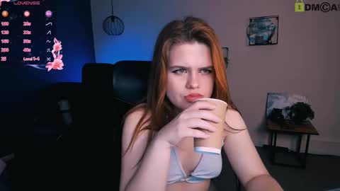 juli kisss online show from March 6, 2025, 11:42 pm