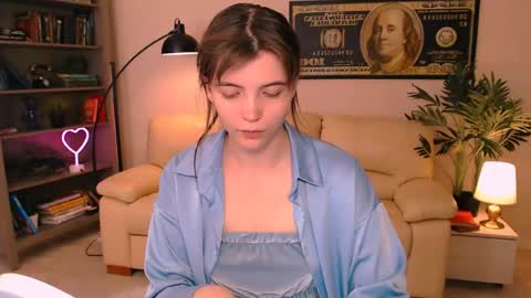 julia485262 online show from June 2, 2026, 1:13 pm