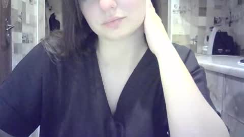 julia69009 online show from December 21, 2024, 11:45 pm