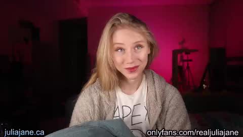 Julia Jane online show from January 17, 2026, 3:22 am