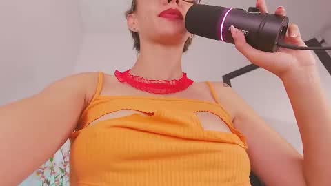 Snapshot of julia_roberts420 chatting on February 9, 2025, 1:25 pm Julia Schedule 10 pm to 4 am GTM-5 online show from February 9, 2025, 1:25 pm