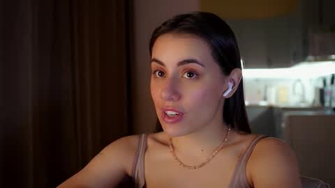 Molly online show from March 5, 2026, 2:46 pm