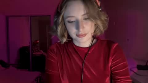 Snapshot of juliahupman chatting on February 21, 2026, 7:37 pm Kate online show from February 21, 2026, 7:37 pm