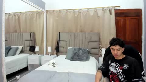 julian billy online show from January 9, 2025, 5:43 pm