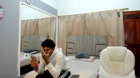 julian billy online show from January 17, 2025, 2:28 pm