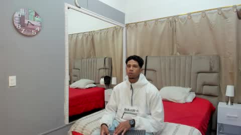 julian billy online show from February 3, 2025, 11:42 am