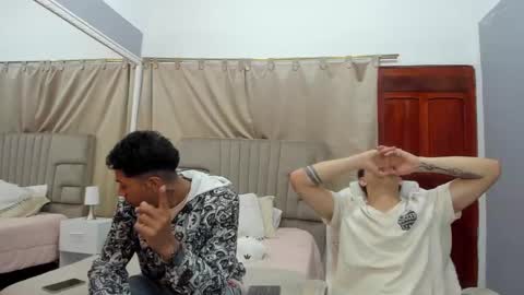 julian billy online show from February 22, 2025, 11:24 am