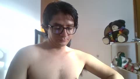 Snapshot of julian_mora7 chatting on September 11, 2025, 12:00 am Julian Mora online show from September 11, 2025, 12:00 am