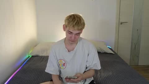 Eren online show from April 22, 2026, 1:08 am