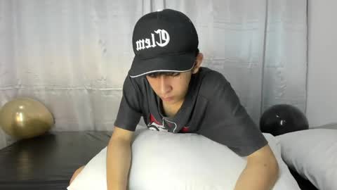 Julian online show from May 16, 2026, 6:50 pm