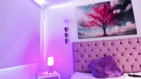  JULIANA CASTRO online show from January 14, 2025, 2:43 pm