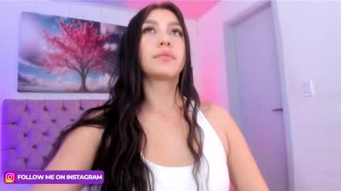  JULIANA CASTRO online show from February 18, 2025, 5:53 pm