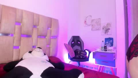 JulianaCarter online show from January 14, 2026, 9:52 pm