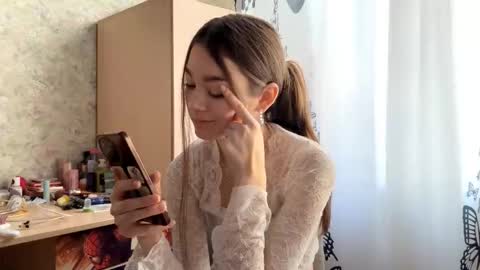 Snapshot of julianeaukamp chatting on March 2, 2026, 1:08 am Viola online show from March 2, 2026, 1:08 am