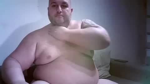 Juliano online show from November 21, 2025, 2:43 am