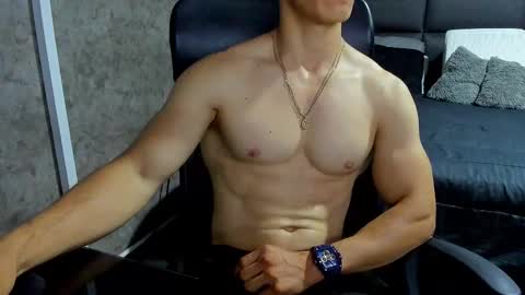 Snapshot of juliansexxx16 chatting on October 3, 2025, 12:57 pm Julian online show from October 3, 2025, 12:57 pm
