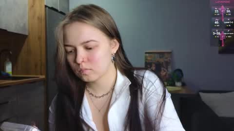 Snapshot of julidropp chatting on January 22, 2025, 7:03 pm julidropp online show from January 22, 2025, 7:03 pm