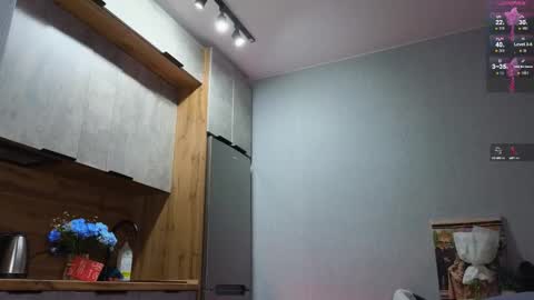 Snapshot of julidropp chatting on February 7, 2025, 6:13 pm julidropp online show from February 7, 2025, 6:13 pm