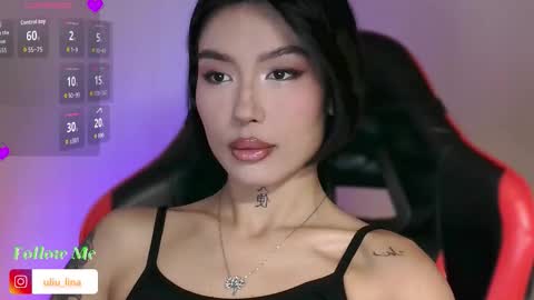 julie_turner_ online show from October 3, 2025, 10:23 am