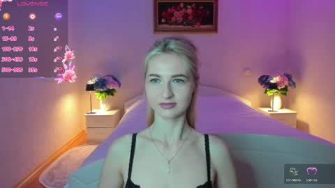 julieblazex online show from May 31, 2026, 7:04 pm