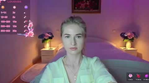 julieblazex online show from June 9, 2026, 8:53 pm
