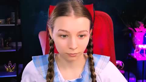 juliedaniel online show from November 11, 2025, 4:45 am