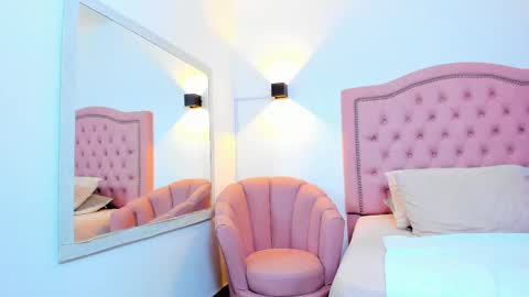 Snapshot of julieehabubu chatting on September 19, 2025, 1:51 am Julieehabubu online show from September 19, 2025, 1:51 am