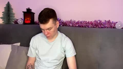 Julie and Thomas online show from January 7, 2026, 8:06 am