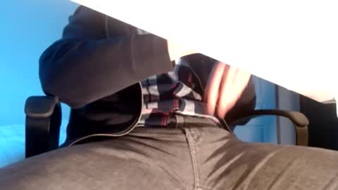 Snapshot of juliendif chatting on November 4, 2025, 4:06 pm juliendif online show from November 4, 2025, 4:06 pm