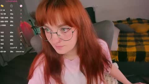 Snapshot of juliet_schoolgirl chatting on May 12, 2026, 12:30 am Juliet online show from May 12, 2026, 12:30 am