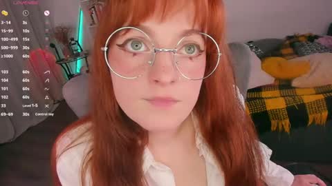 Snapshot of juliet_schoolgirl chatting on May 12, 2026, 2:36 pm Juliet online show from May 12, 2026, 2:36 pm