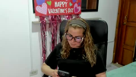 julieta_star69 online show from February 13, 2026, 7:32 pm